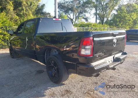 2024 Ram 1500 Big Horn 4X2 6'4 Box из США, поврежденный, VIN 1C6RREMT3RN101023